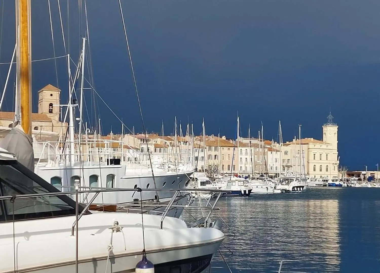 Archipel Apartment La Ciotat France